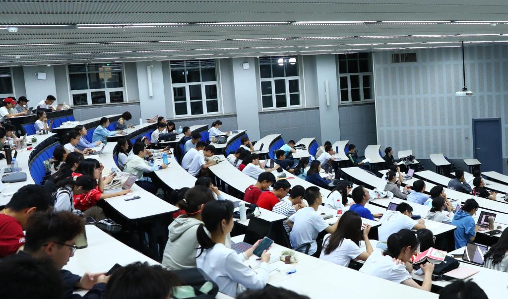 价值引领与职业妄想 | 刘晓蕾：：：穿越周期，垂头做自己该做的事