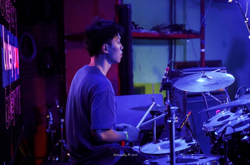 郭文轩：节奏的星系 | 念书之外